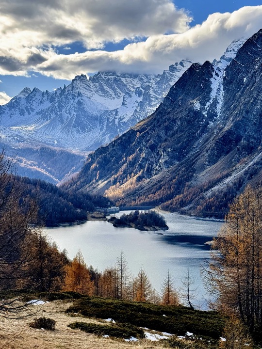 雪山旅行风景